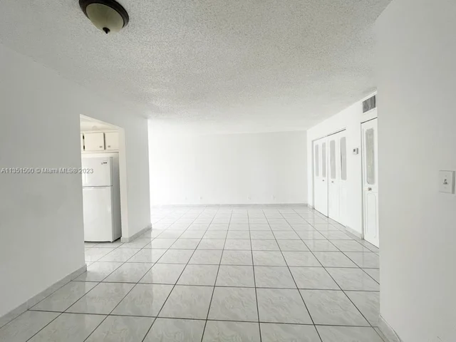 16909 N Bay Rd # 621, Sunny Isles Beach FL 33160