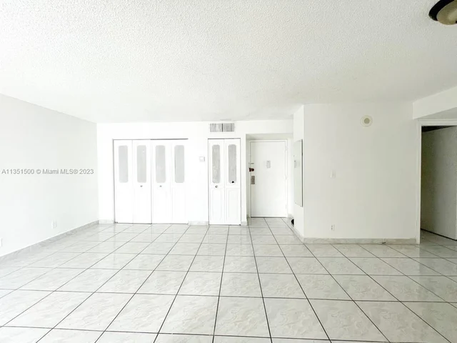 16909 N Bay Rd # 621, Sunny Isles Beach FL 33160