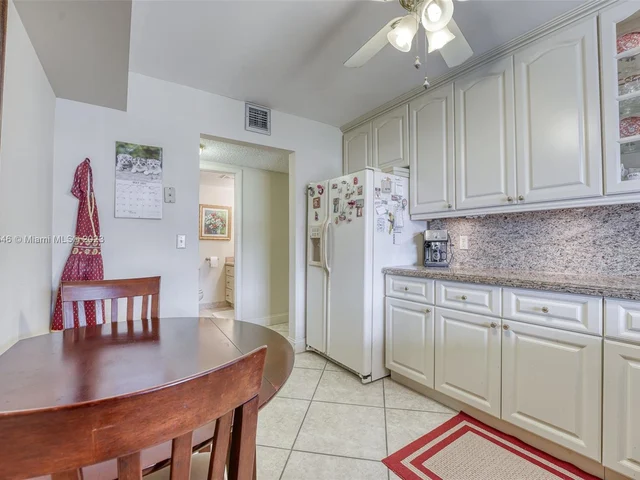 400 Leslie Dr # 615, Hallandale Beach FL 33009