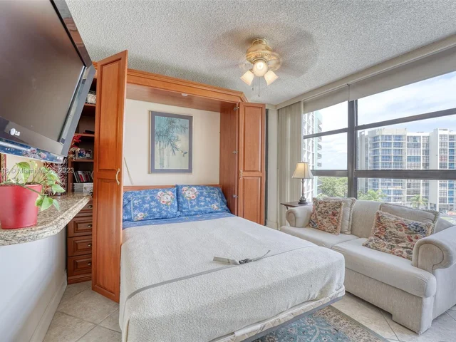 400 Leslie Dr # 615, Hallandale Beach FL 33009