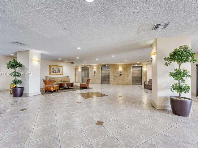 400 Leslie Dr # 615, Hallandale Beach FL 33009