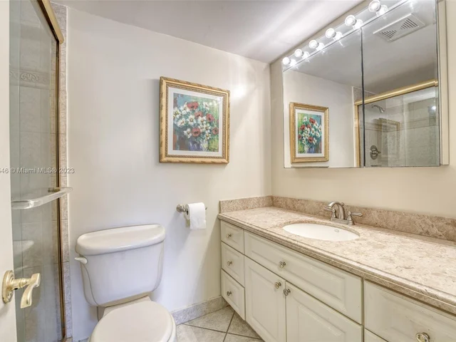 400 Leslie Dr # 615, Hallandale Beach FL 33009