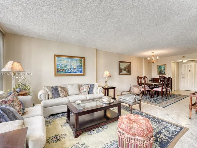 400 Leslie Dr # 615, Hallandale Beach FL 33009