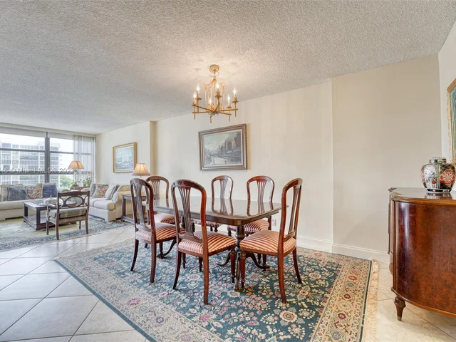 400 Leslie Dr # 615, Hallandale Beach FL 33009