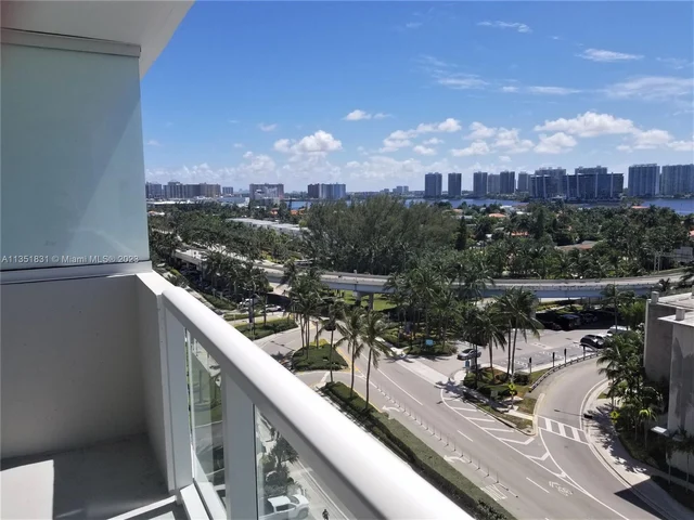 19201 Collins Ave # 933, Sunny Isles Beach FL 33160