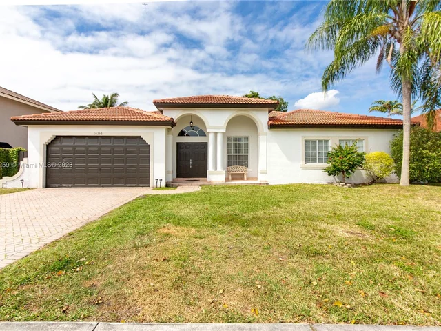 10252 SW 158th Ct, Miami FL 33196