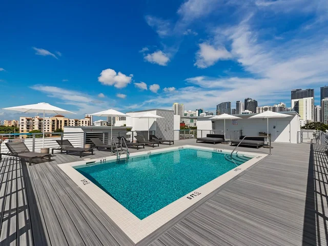 529 SW 11th St # 103, Miami FL 33129