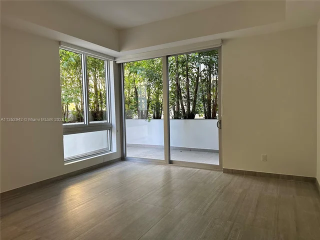 529 SW 11th St # 103, Miami FL 33129