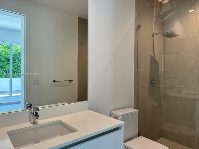 529 SW 11th St # 103, Miami FL 33129