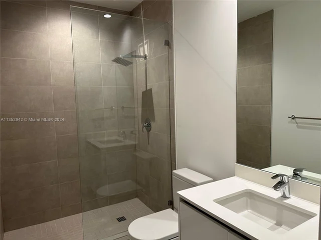 529 SW 11th St # 103, Miami FL 33129