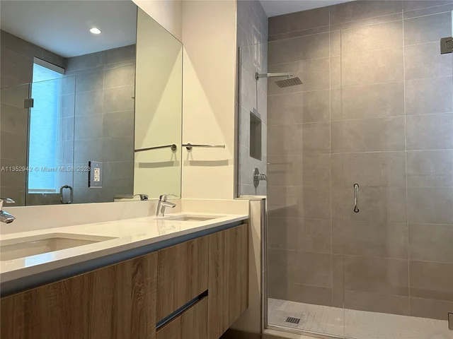 529 SW 11th St # 103, Miami FL 33129