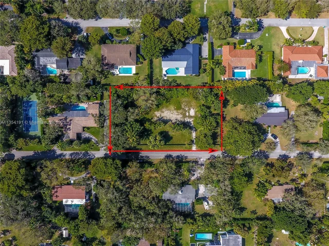 12200 SW 69th Ct, Pinecrest FL 33156