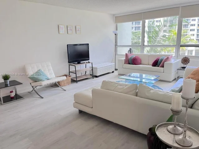 1500 Bay Rd # 550S, Miami Beach FL 33139