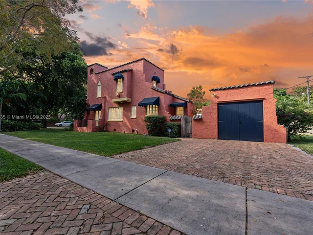 915 Ferdinand St, Coral Gables FL 33134