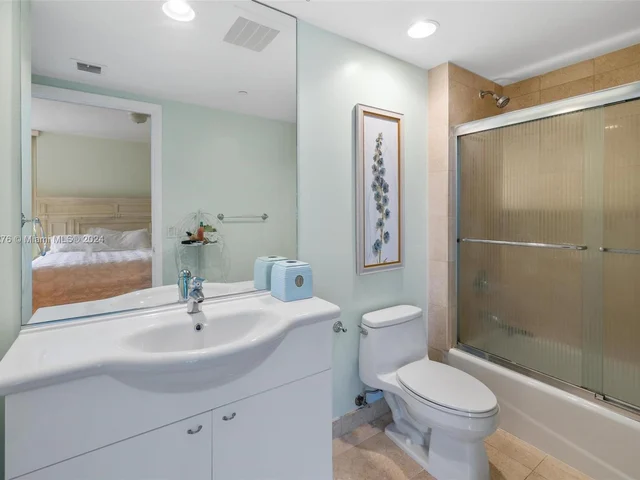 1800 S Ocean Dr # 3801, Hallandale Beach FL 33009