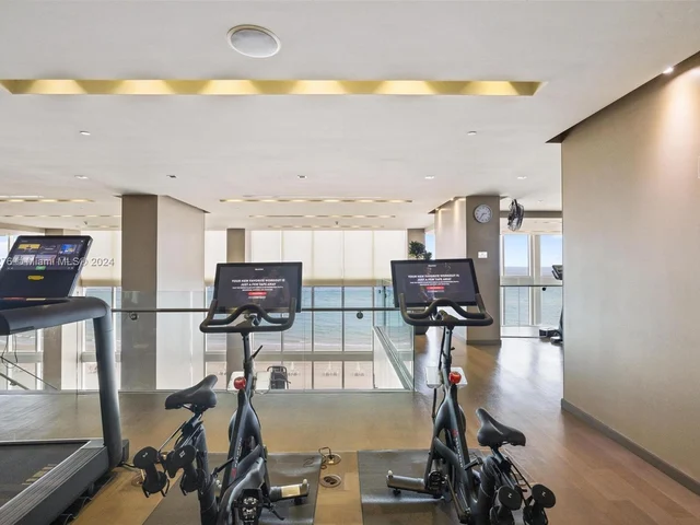 1800 S Ocean Dr # 3801, Hallandale Beach FL 33009