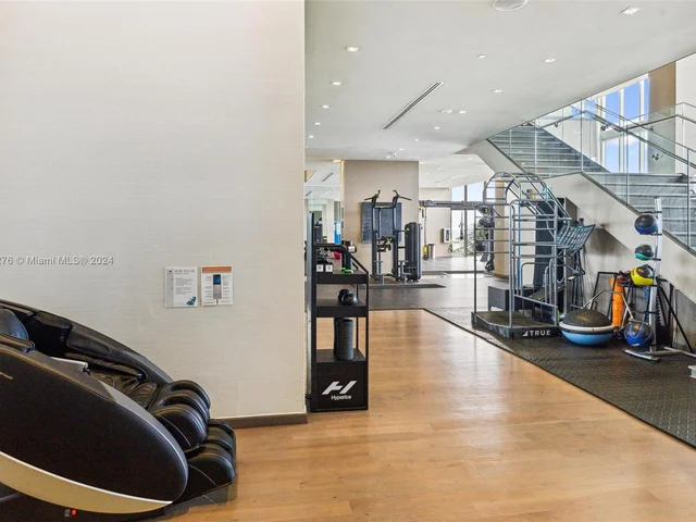 1800 S Ocean Dr # 3801, Hallandale Beach FL 33009