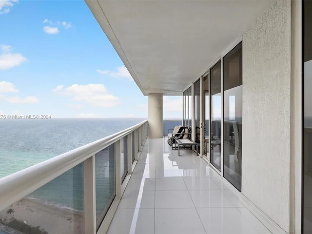 1800 S Ocean Dr # 3801, Hallandale Beach FL 33009