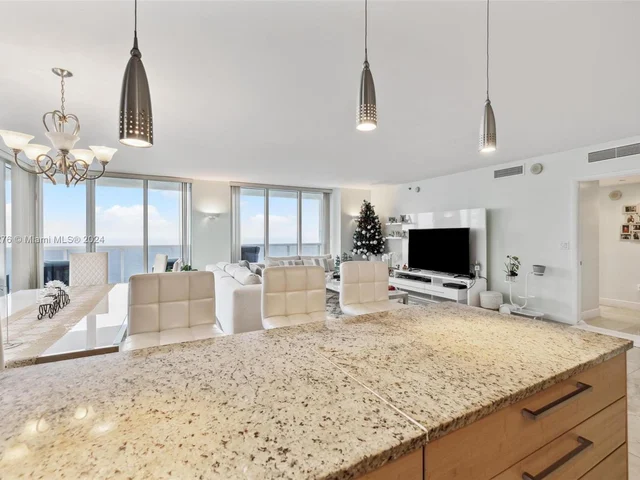 1800 S Ocean Dr # 3801, Hallandale Beach FL 33009