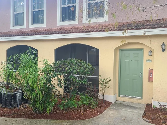 6488 W Sample Rd # 6488, Coral Springs FL 33067