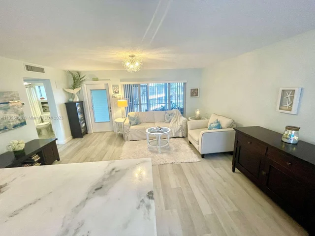 4848 NE 23rd Ave # 9C, Fort Lauderdale FL 33308