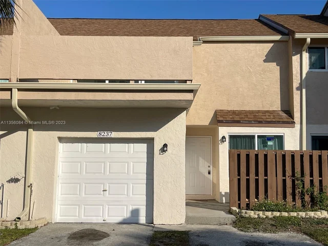 8237 NW 8th Ct # 4, Plantation FL 33324