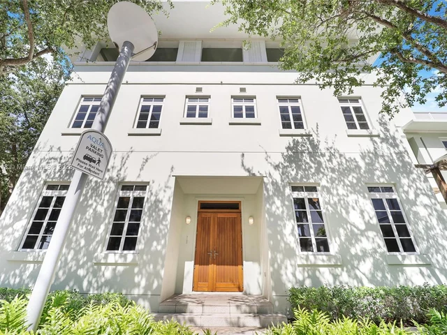 6120 Aqua Ave # 6120, Miami Beach FL 33141