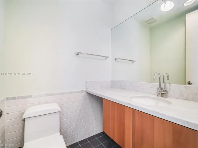 6120 Aqua Ave # 6120, Miami Beach FL 33141