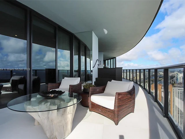 18555 Collins Ave # 4605, Sunny Isles Beach FL 33160