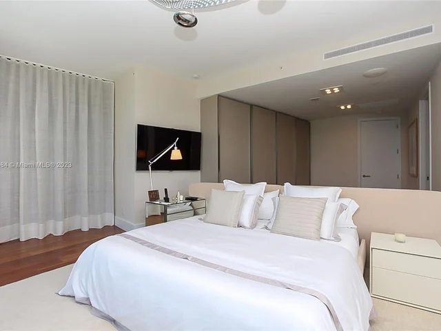 18555 Collins Ave # 4605, Sunny Isles Beach FL 33160