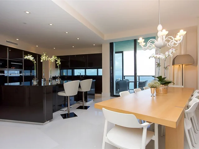 18555 Collins Ave # 4605, Sunny Isles Beach FL 33160