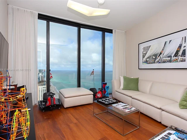 18555 Collins Ave # 4605, Sunny Isles Beach FL 33160