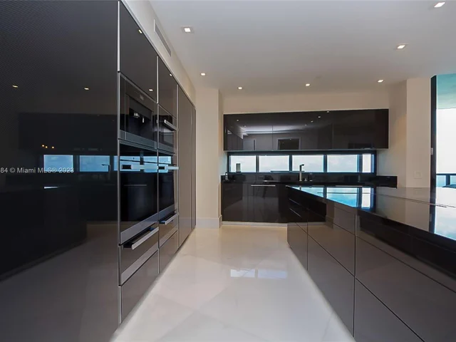 18555 Collins Ave # 4605, Sunny Isles Beach FL 33160