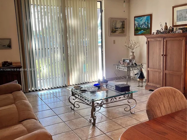 8005 SW 107th Ave # 123, Miami FL 33173