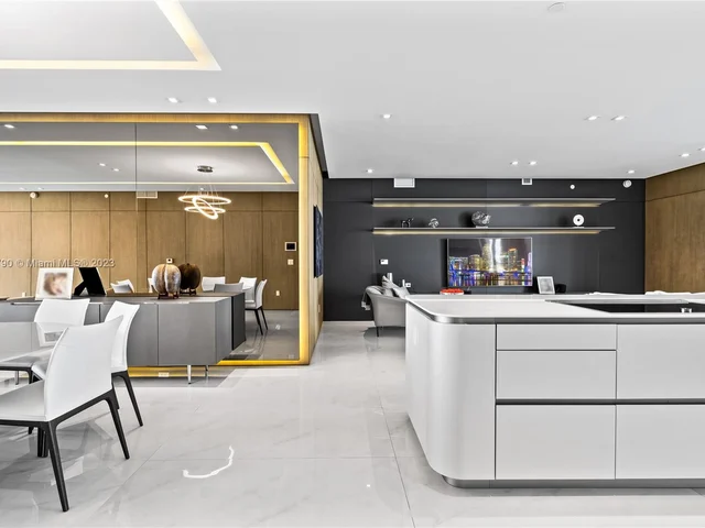 16901 Collins Ave # 4703, Sunny Isles Beach FL 33160