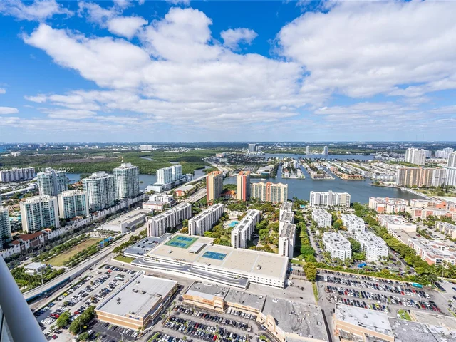 16901 Collins Ave # 4703, Sunny Isles Beach FL 33160