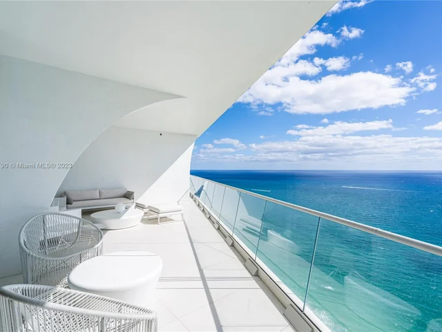 16901 Collins Ave # 4703, Sunny Isles Beach FL 33160