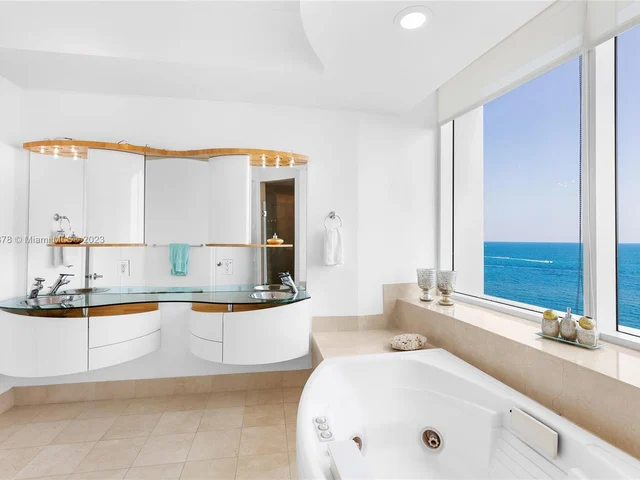 18101 Collins Ave # 909, Sunny Isles Beach FL 33160