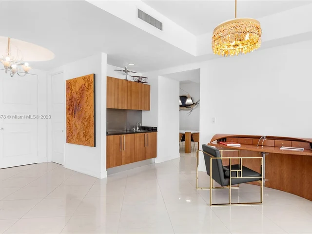 18101 Collins Ave # 909, Sunny Isles Beach FL 33160