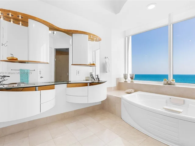 18101 Collins Ave # 909, Sunny Isles Beach FL 33160