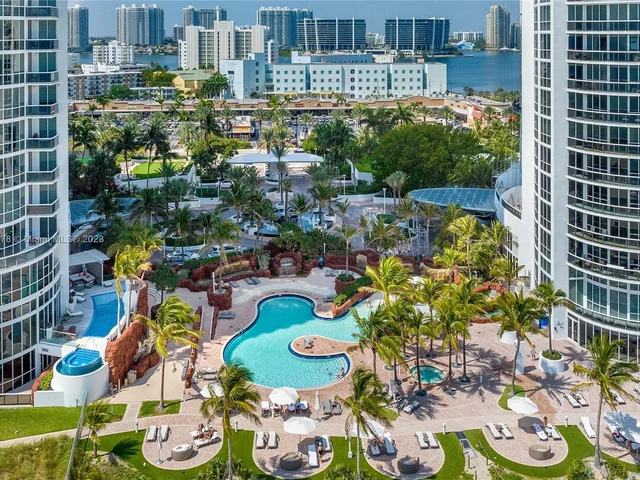 18101 Collins Ave # 909, Sunny Isles Beach FL 33160