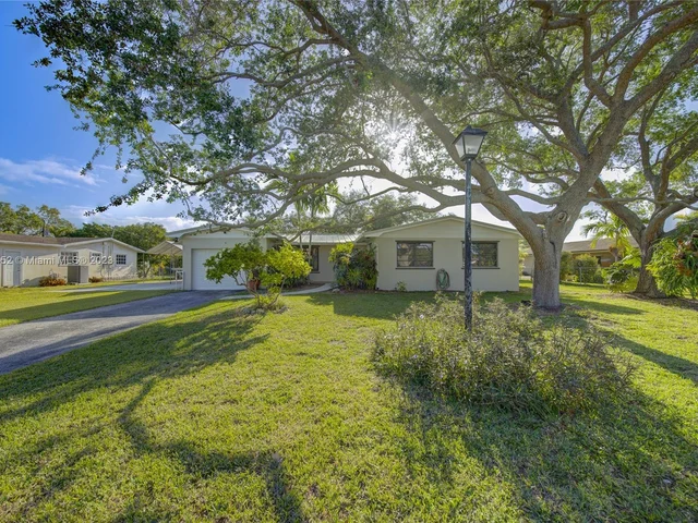 17521 SW 84th Ct # 0, Palmetto Bay FL 33157