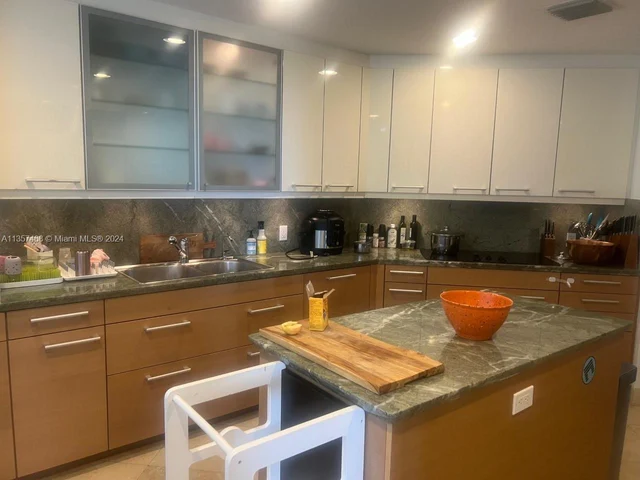 10225 Collins Ave # 804, Bal Harbour FL 33154