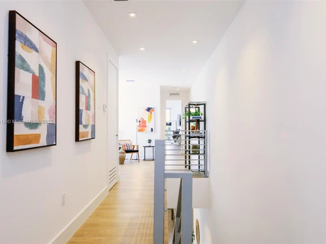 3110 Elizabeth St, Miami FL 33133