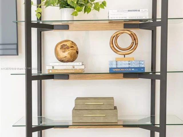 3110 Elizabeth St, Miami FL 33133