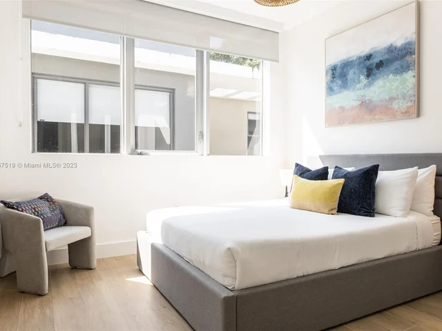 3110 Elizabeth St, Miami FL 33133