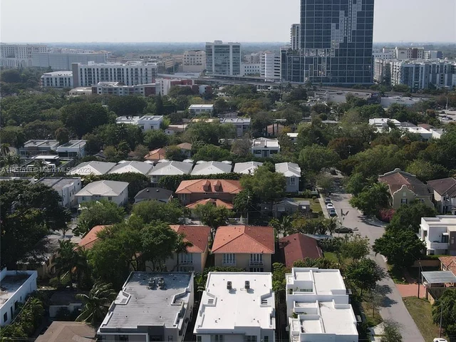 3110 Elizabeth St, Miami FL 33133