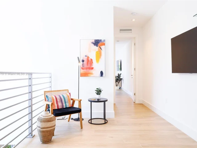 3110 Elizabeth St, Miami FL 33133