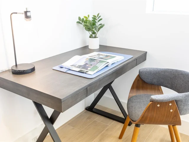 3110 Elizabeth St, Miami FL 33133