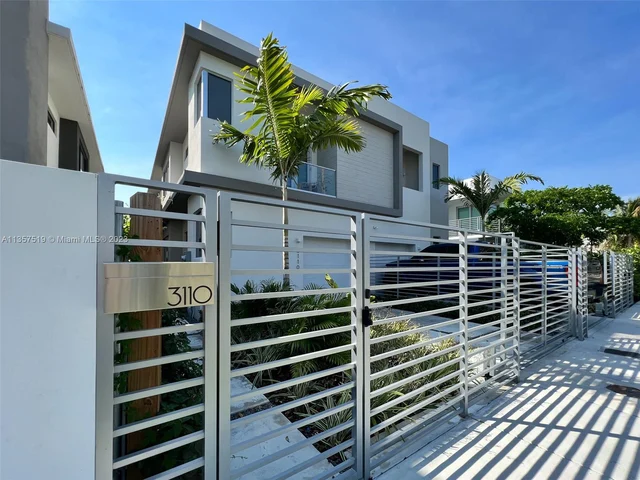 3110 Elizabeth St, Miami FL 33133